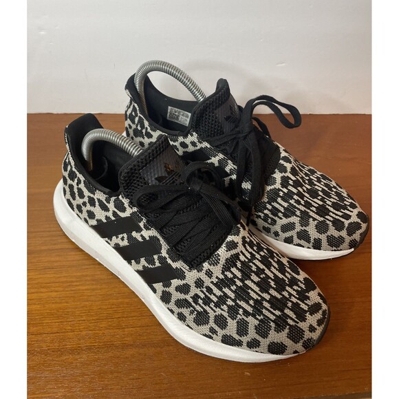 Adidas Swift Run Leopard Cheetah Print Sneakers Black And White Size 8.5 - Picture 1 of 9